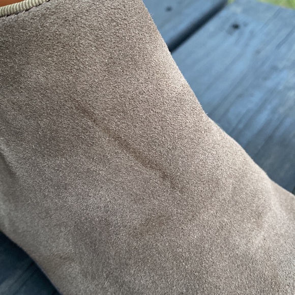 Crown Vintage suede tabitha ankle boot - Picture 8 of 9